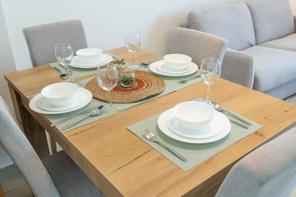 Stylish 1-Bedroom Apartment In Dubai Marina Near The Walk! United Arab Emirates