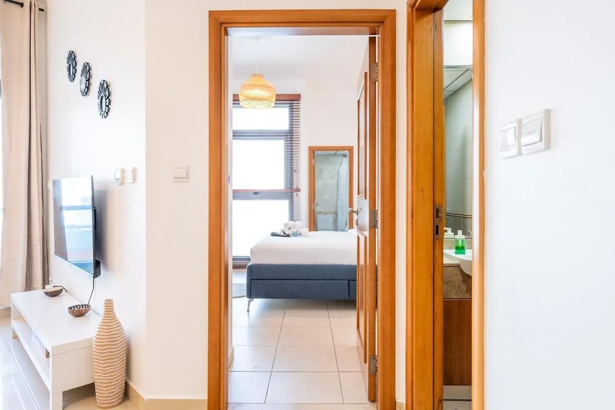 Stylish 1-Bedroom Apartment In Dubai Marina Near The Walk! United Arab Emirates